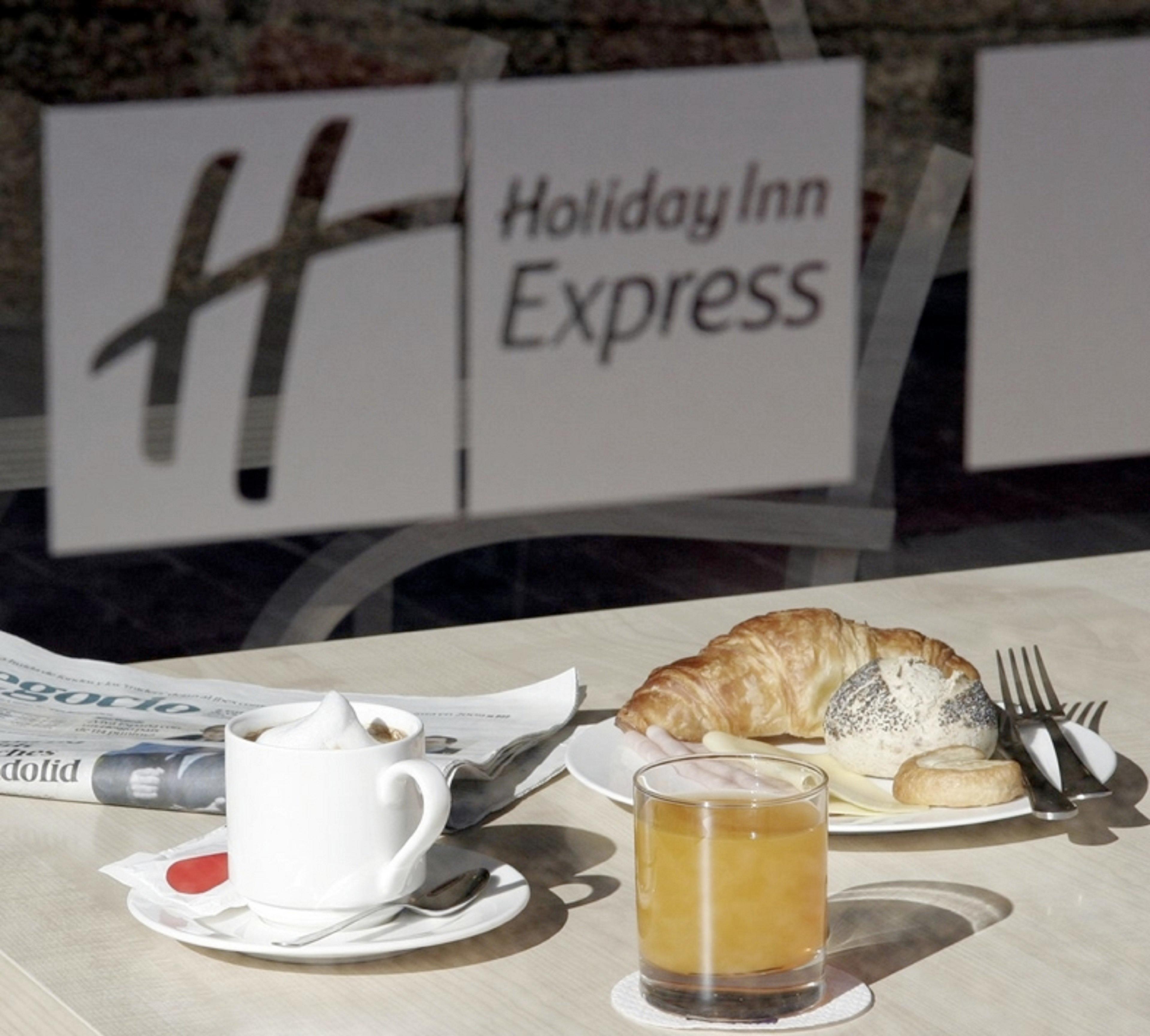 Hotel Holiday Inn Express Madrid-Rivas By Ihg Restaurang bild
