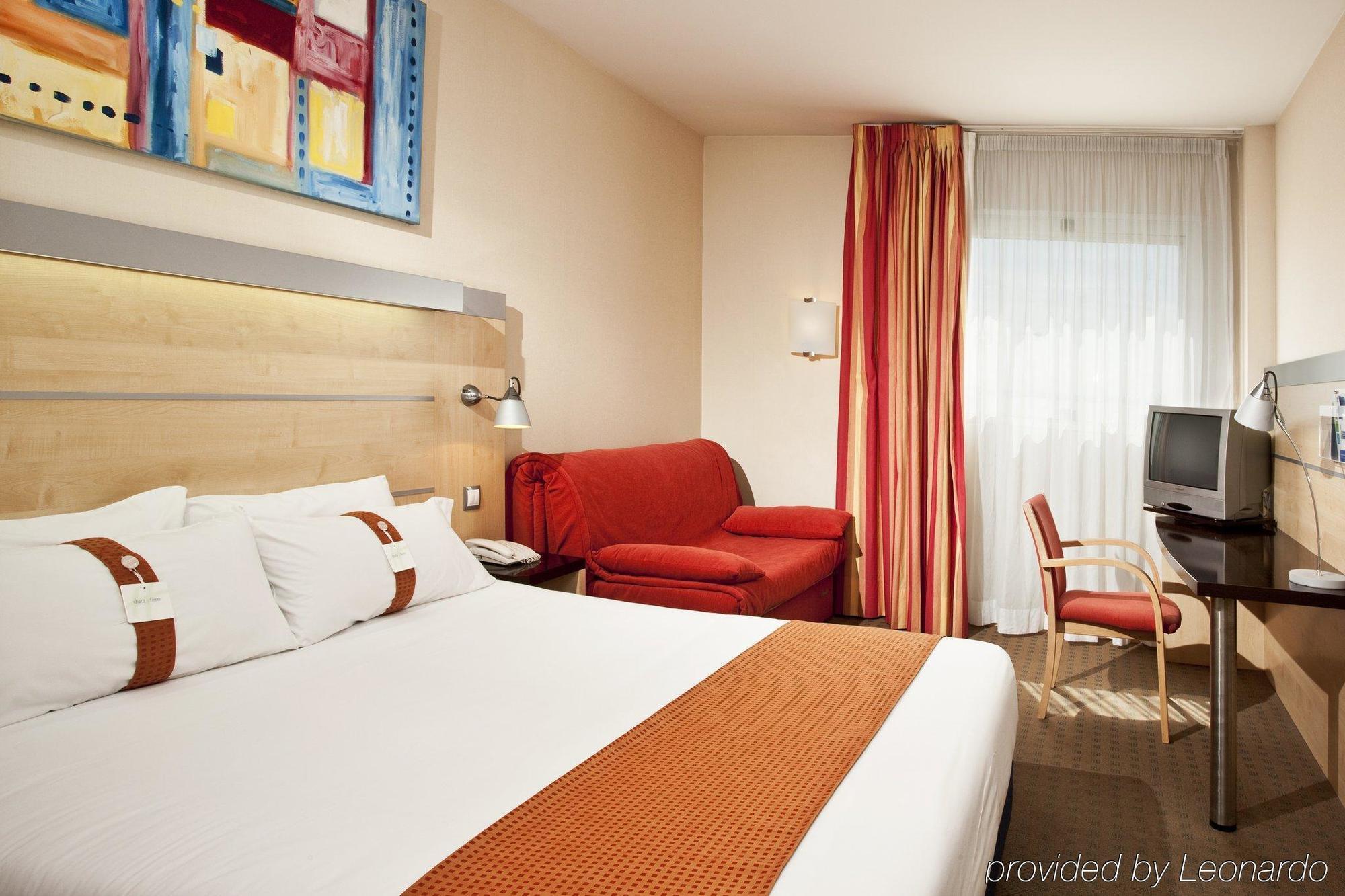 Hotel Holiday Inn Express Madrid-Rivas By Ihg Rum bild